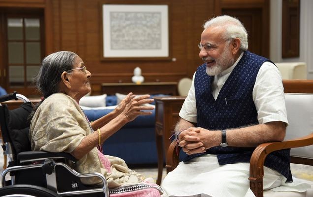 Modi and Smt Sharbati Devi Happy moment...