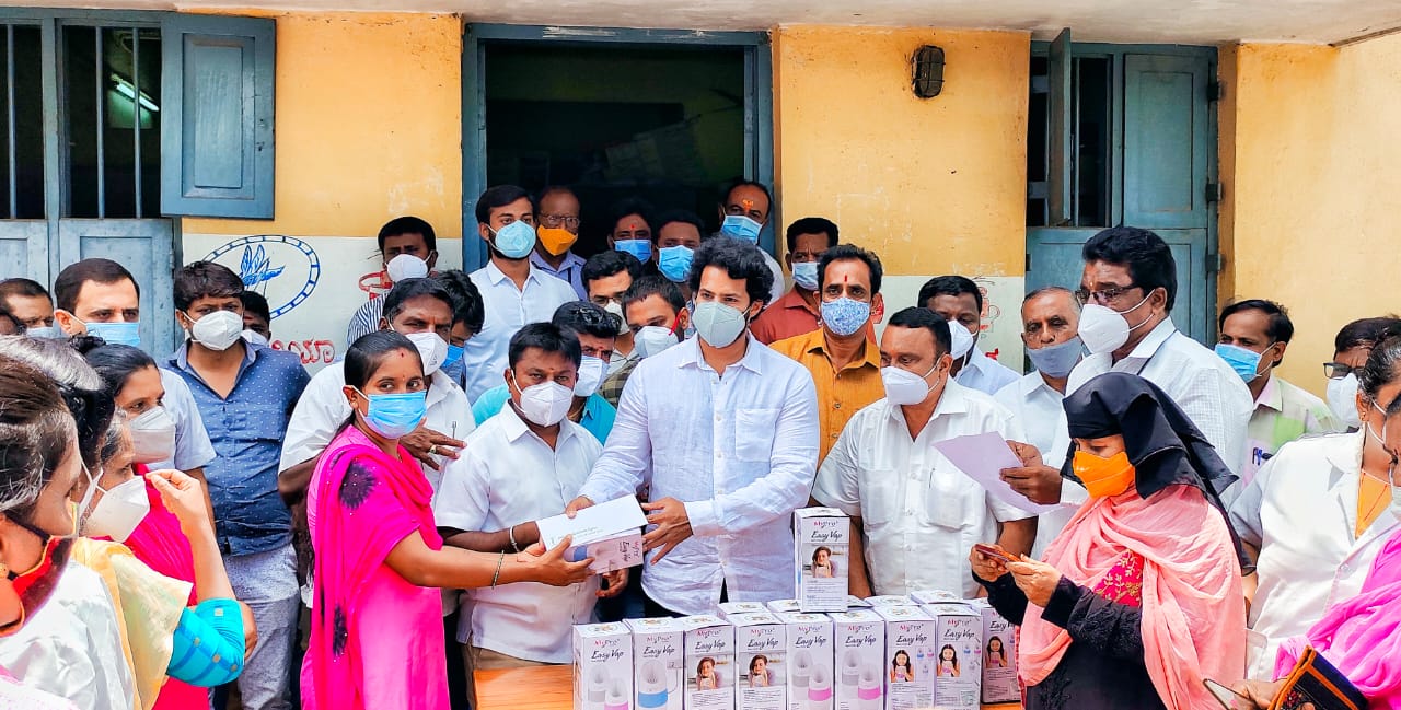 H d ದೇವೇಗೌಡರು