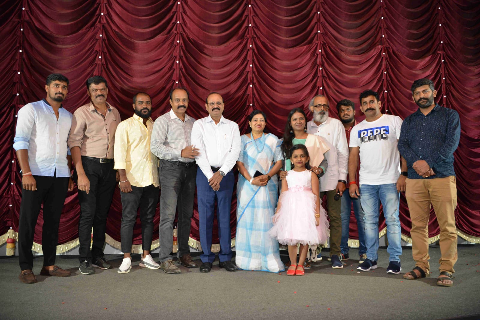 ರಂಗಭೂಮಿ ಧುರೀಣ ಎಸ್.ಎಲ್.ಎನ್‌ .ಸ್ವಾಮಿ ನೇತೃತ್ವದಲ್ಲಿ ಕೇವಲ 24 ಗಂಟೆ ಅವಧಿಯಲ್ಲಿ ನಿರ್ಮಾಣವಾದ ಕಿರುಚಿತ್ರ " ನಮೋ ಗಾಂಧಿ ".