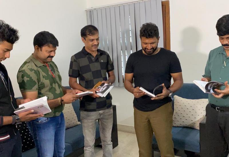 ಸುದೀಪ್ ಬಯೋಗ್ರಫಿ ಬಿಡುಗಡೆ ಮಾಡಿದ ಪವರ್ ಸ್ಟಾರ್ ಪುನೀತ್